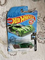 Front view of sealed Hot Wheels Lindster Prototype package