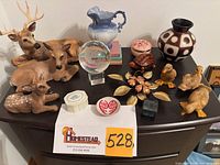 overall view of all decorative items on table