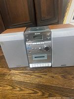 Front view of Sony micro stereo system with two matching speakers
