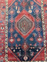 Close view of central medallion and motifs