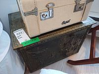 Top view showing lid surface and overall box shape with size tag visible