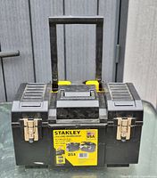 Front view closed, telescopic handle up