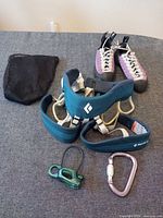 Entire lot: harness, shoes, belay device, carabiner, mesh bag