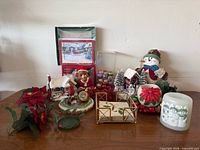 Full lot showing all Christmas décor items grouped