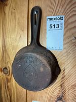 Bottom of GSW No.3 pan showing embossed markings