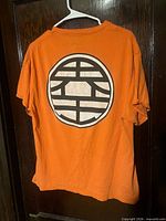 Full back view showing large Kame emblem