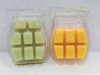 Front view of both wax melt bars showing wax color and cube count