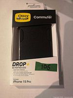 Front of OtterBox Commuter DROP+ packaging showing case