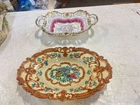 Both decorative dishes top view