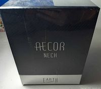 Front of sealed Earth Aecor Neck box