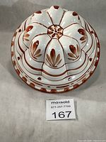 Exterior top view showing full pattern and form