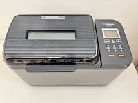 Top view showing lid with viewing window and overall unit