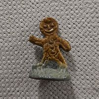 Front view of Wade gingerbread man miniature
