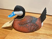 Right side view of full decoy with COA tag attached
