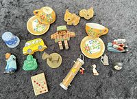 Overview of entire assortment arranged on dark surface