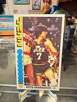 Front view of Pete Maravich Topps card