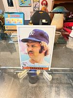 Front of 1978 Topps Thurman Munson card on stand