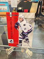 Front view of Fleer Hot Prospects card