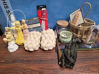 Full lot overview showing all items on tabletop