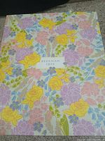 Floral design Beekman 1802 gift box exterior