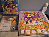 Box, open board and components overview