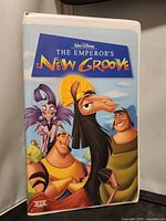 Front cover of The Emperor's New Groove clamshell case