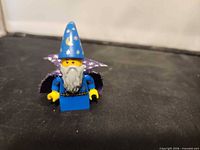 Full view of Lego wizard minifigure assembled