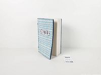 Front view showing "Amour" label and patterned cover