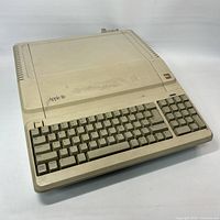 Full top view of Apple IIe computer