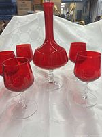 Entire set: decanter with stopper and five glasses