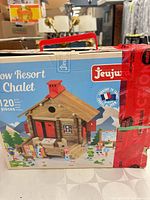 Front of boxed Jeujura Snow Resort Chalet set