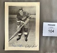 Full view of signed Floyd Smith Detroit Red Wings photo