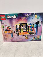 Front of sealed LEGO Friends 42610 box showing artwork, age 6+, 196 pcs.