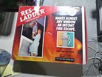 Closed retail box showing brand, length, and usage illustration