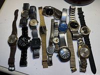 Group shot of approximately 18 assorted vintage wristwatches