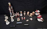 Entire lot overview showing all figurines and train pieces