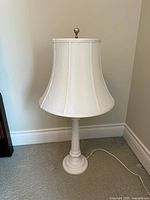 Full view of lamp front