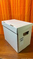 White short comic storage box with lid