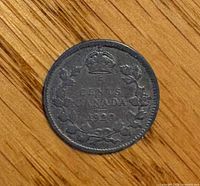 Reverse side of 1920 Canada 5 cent coin showing denomination and date
