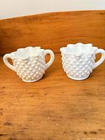 Cream and sugar set together, showing size and pattern