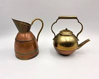 Pitcher and teapot front view