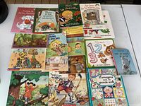 Full overview of all books laid out on table