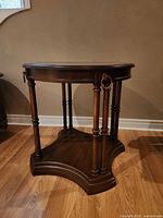 full view of Deilcraft side table showing structure