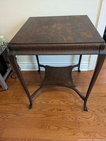 overall view of table top and legs