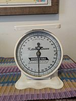 Front view showing dial, brand, capacity