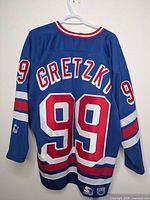 Back view showing GRETZKY name and 99 number