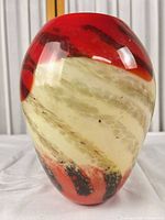 front view showing full vase shape and color pattern