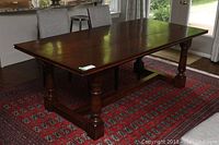 Full view of table showing entire top and base