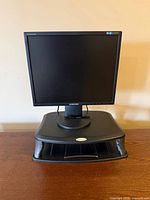 Front view of Samsung monitor on Targus stand