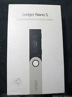 Front of retail box showing Ledger Nano S image and branding